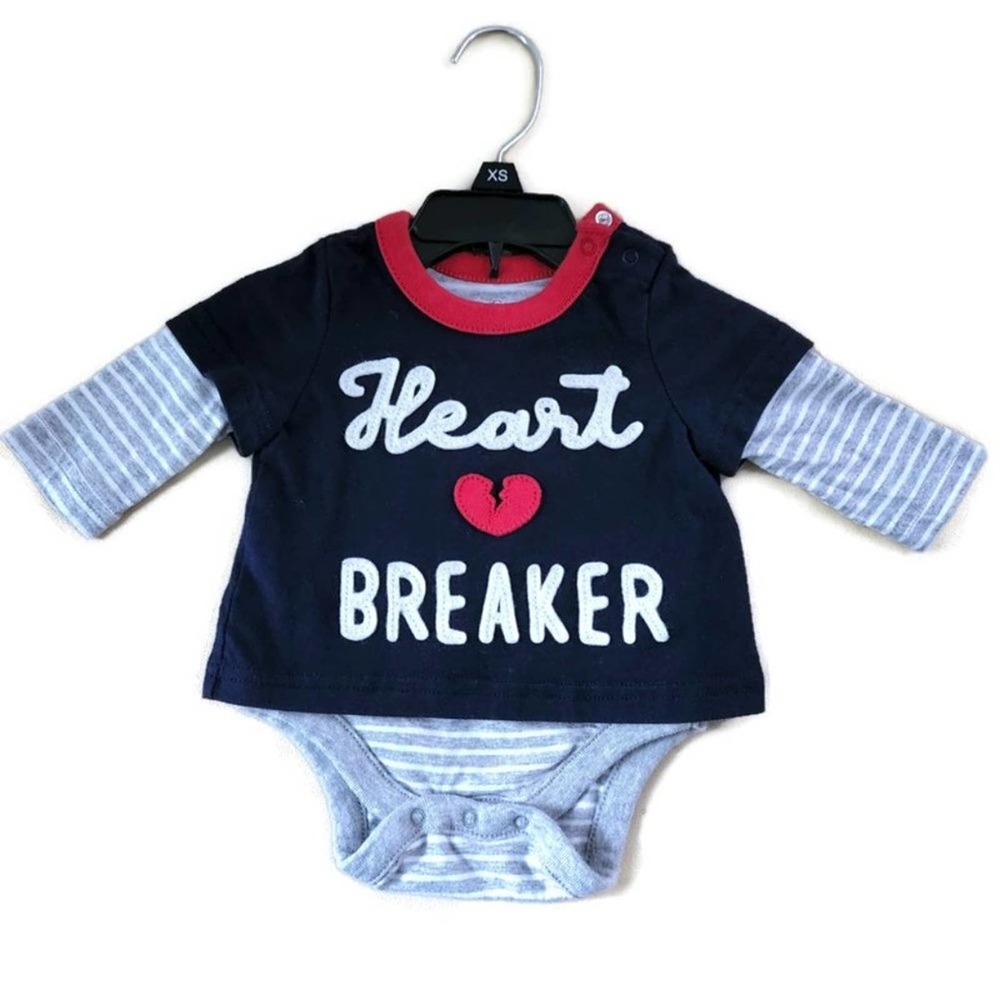 Baby Gap Heart Breaker Infant Onesies 0-3 Months